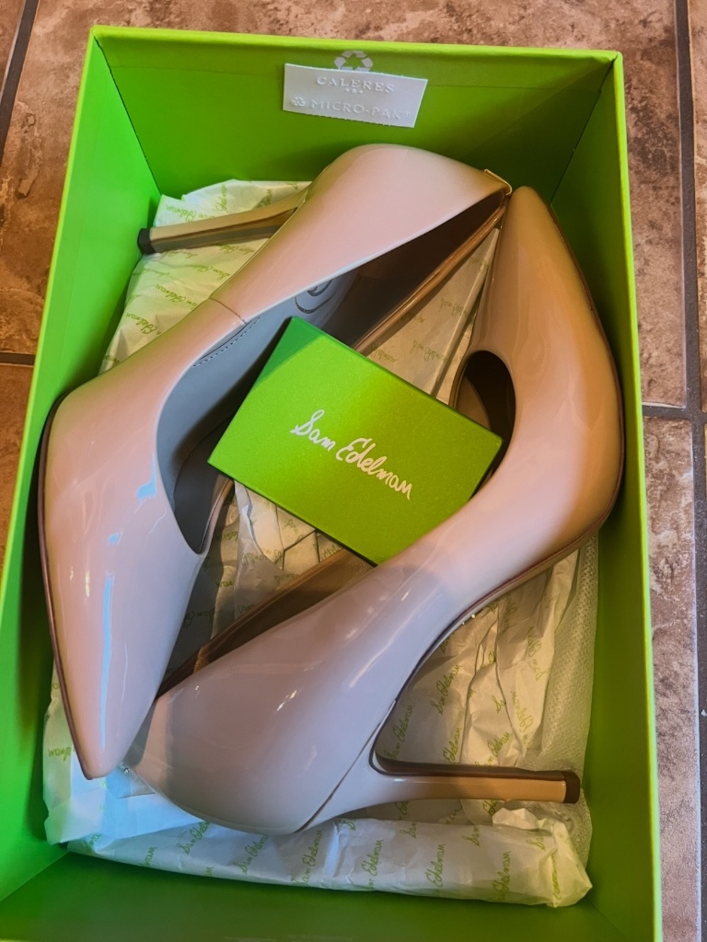 Sam Edelman like new size 8 heels tan